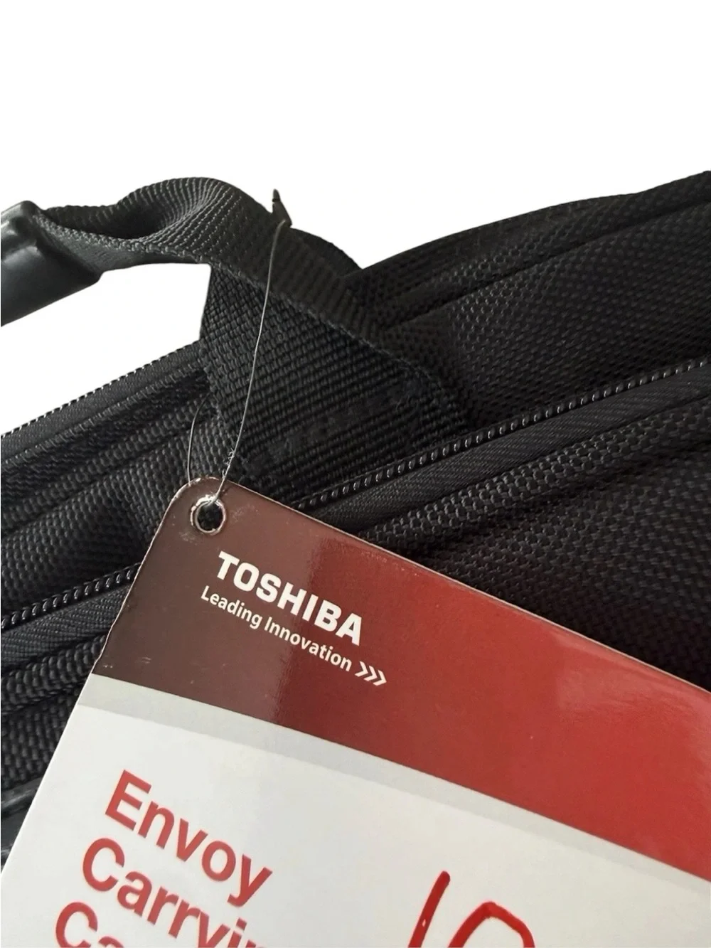NWT Toshiba Envoy Black Laptop Shoulder Bag 14”